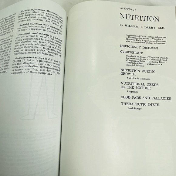 Better Homes And Gardens' Family Medical Guide 1976 Largre Book with Sleeve - Picture 11 of 16